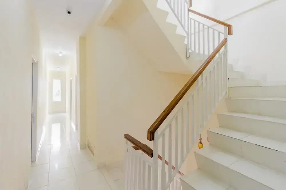 RedDoorz Plus near Taman Rasuna Menteng - photo 9