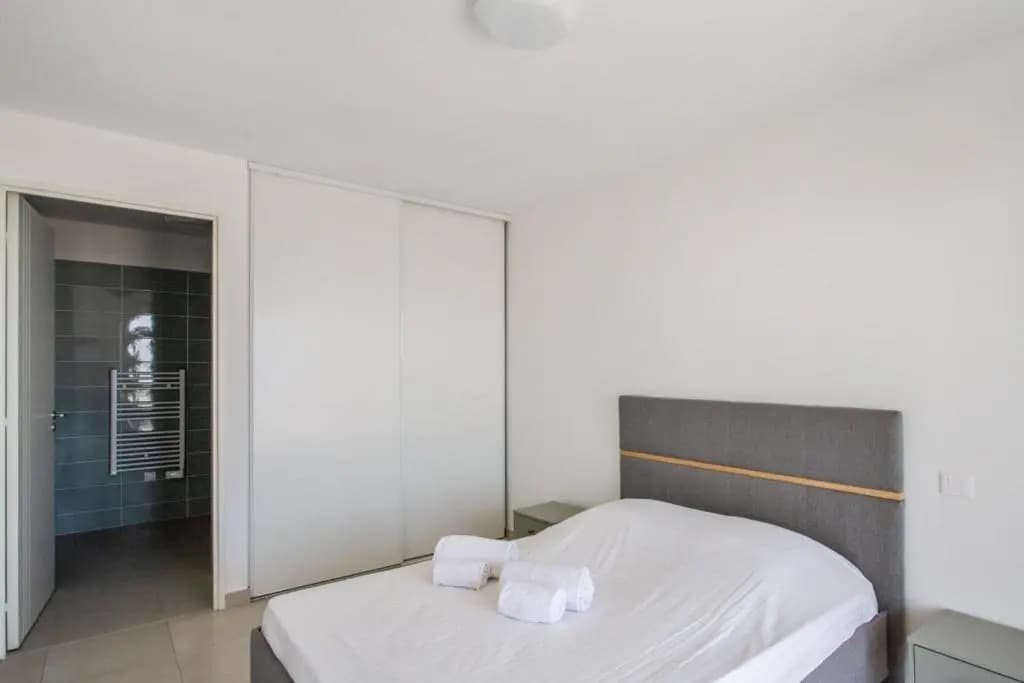 Modern flat with swimming-pool parking and view on the sea - Welkeys - photo 2
