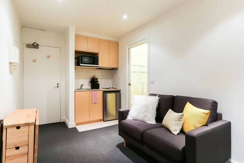 WILLOW, Carlton Studio Apartment - photo 3