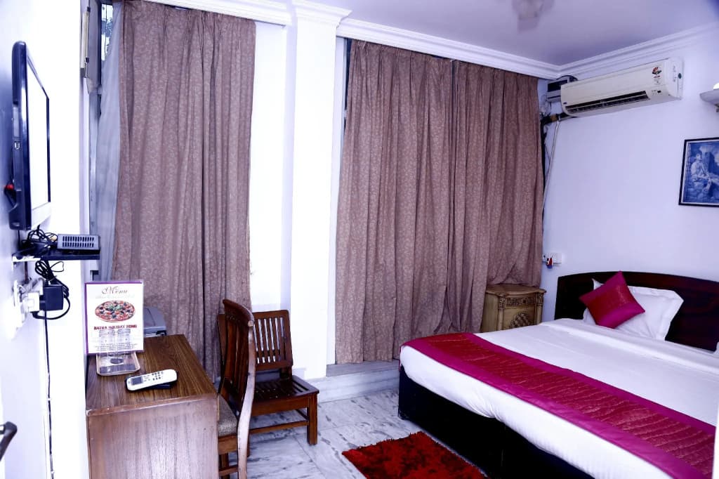 Hotel Batra Holiday Home - photo 2