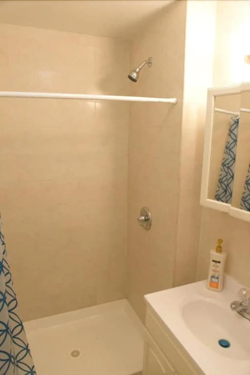 Rainbow Guesthouse - photo 8