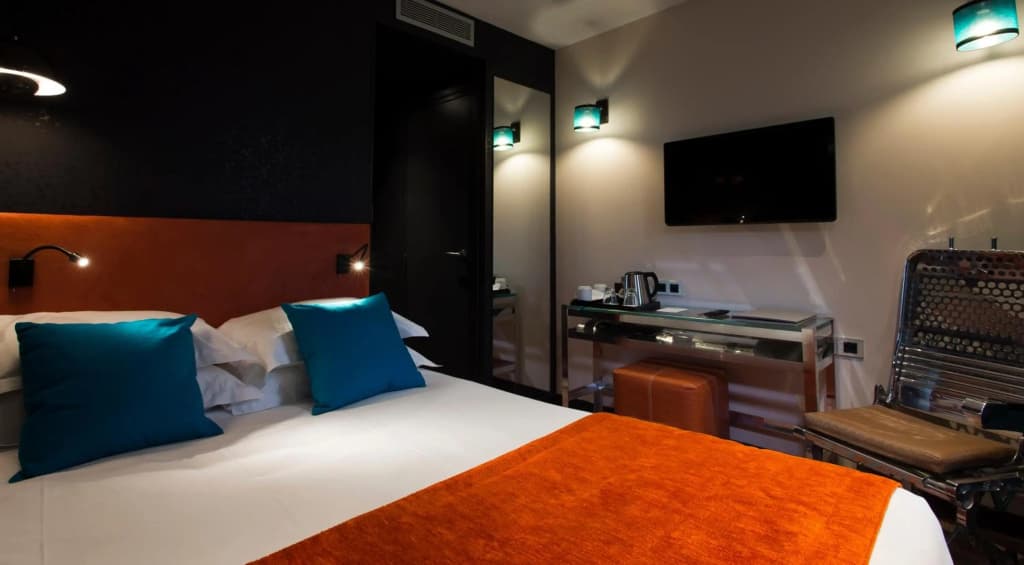 Hotel Atmospheres - photo 4