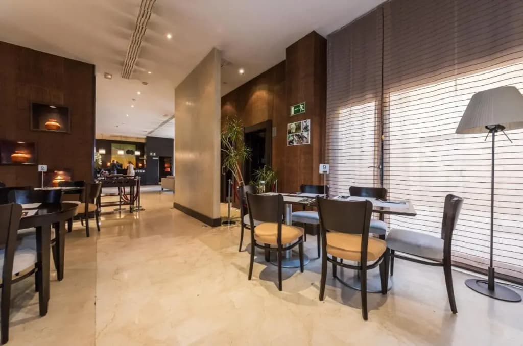 Hotel Mercader - photo 28