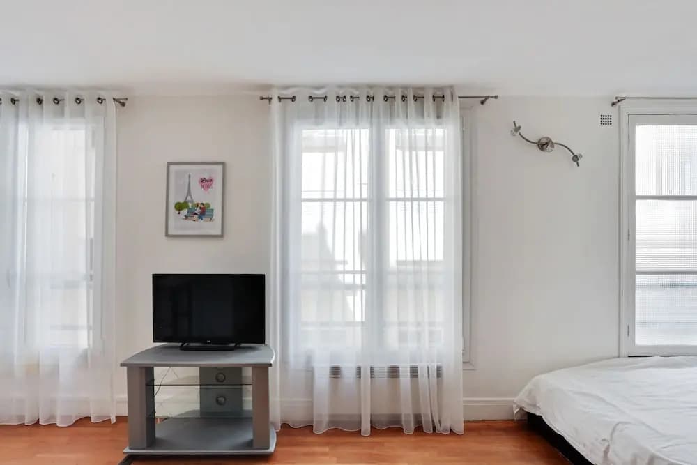 3 people apartment - Paris center by Weekome - photo 3