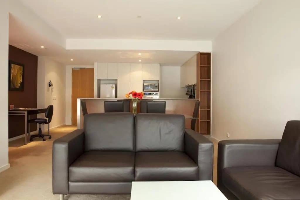 Brighton Bay Apartments - photo 7