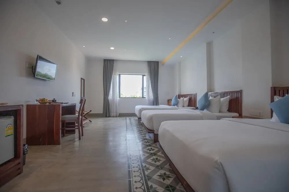 Yani Hotel - photo 4