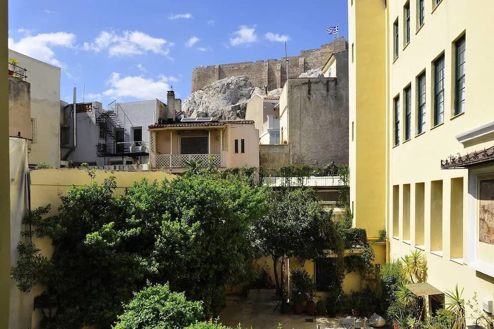 Historic Plaka Apartments - photo 1