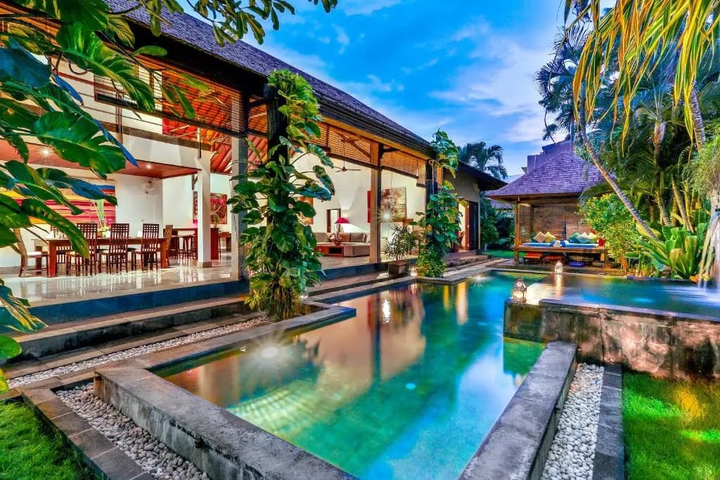 Villa Taksu Legian - photo 12