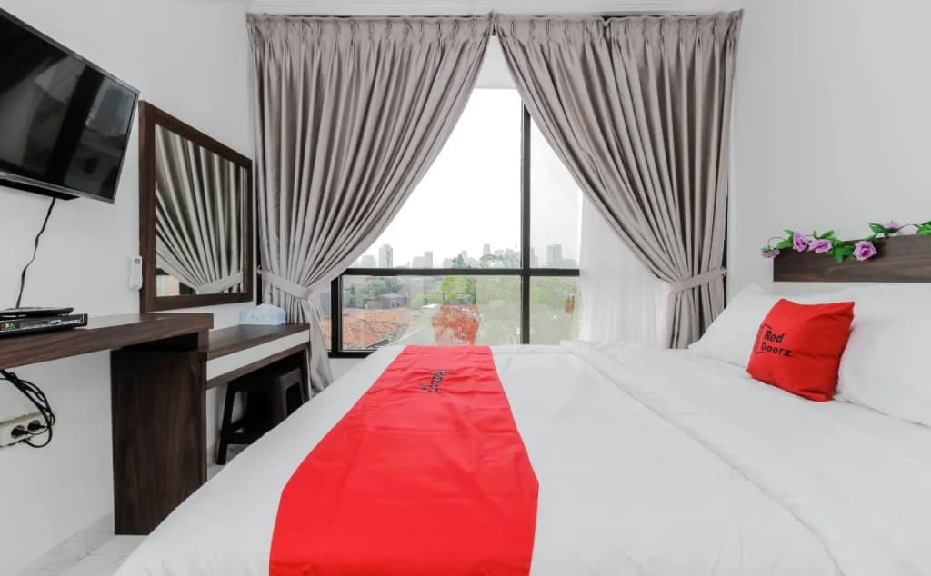 Reddoorz Plus @ Mampang Prapatan - photo 9