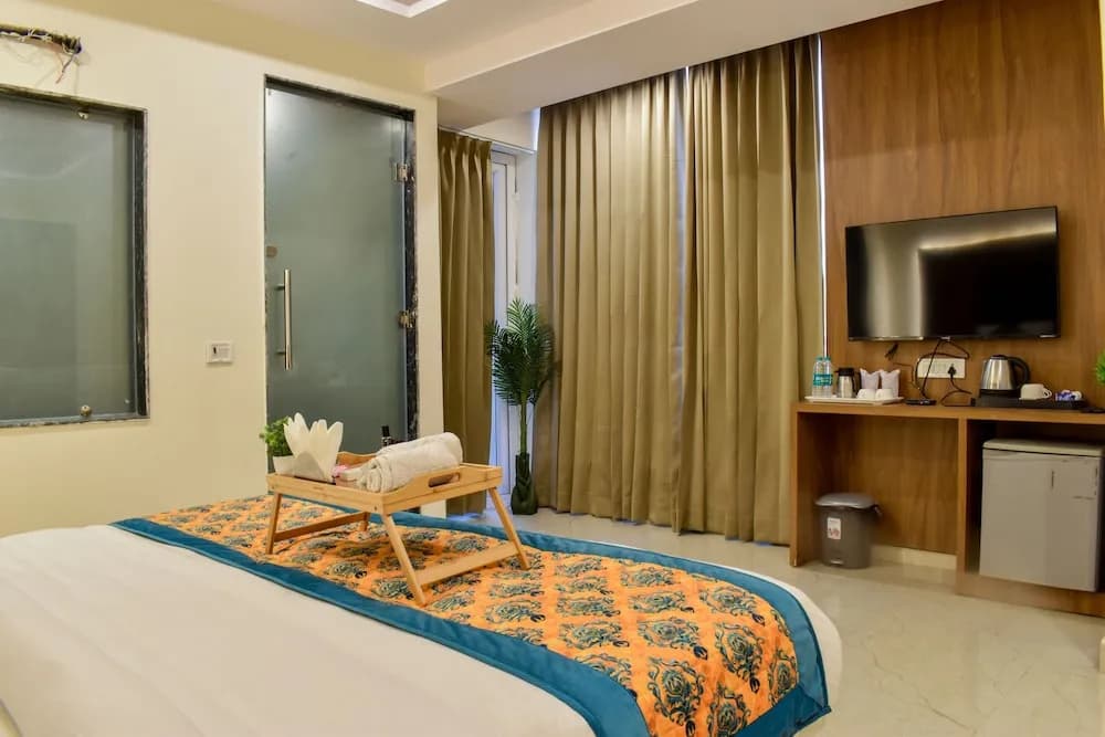 Hotel Yash Palace - photo 6