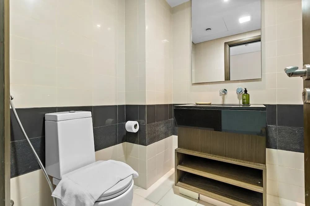 Lofts West Tower - 404 1BD - photo 7