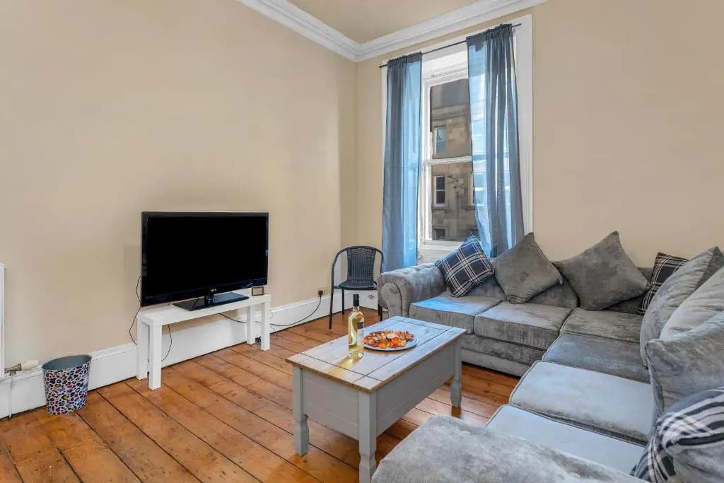 Edinburgh City Centre Jasmine Apartment -SLEEPS 7 - photo 2