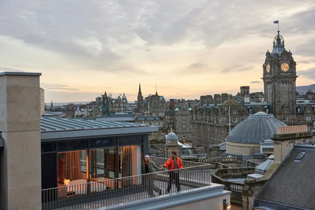 W Edinburgh - photo 38