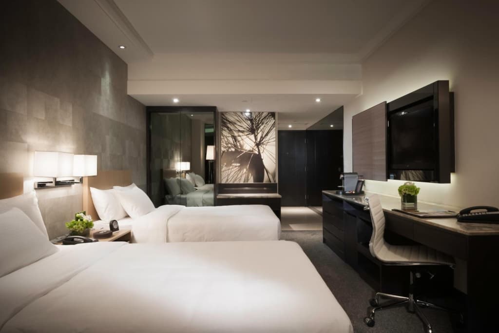 Gateway Hotel - photo 26