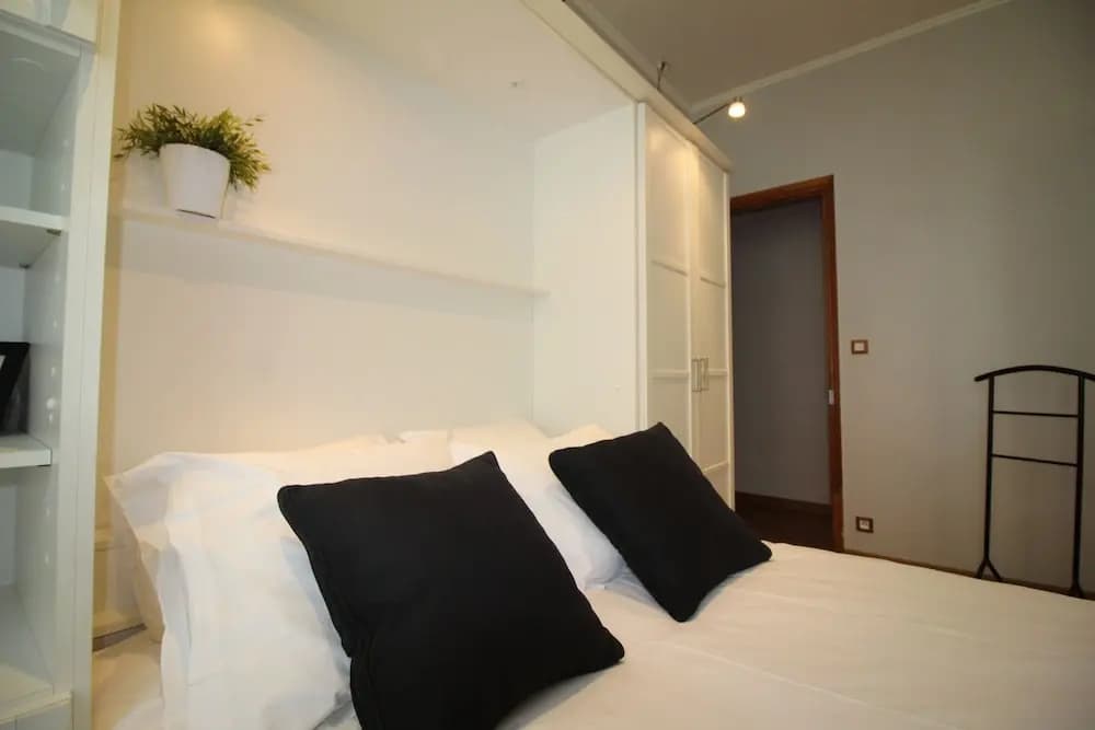 Nice Booking - Cosy 200m Prom' et plages - photo 3