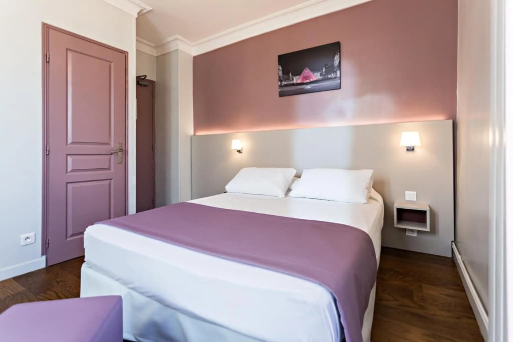 Modern Hotel - photo 9
