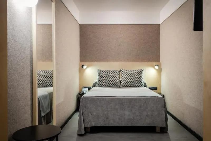 Hotel Raval House - photo 8