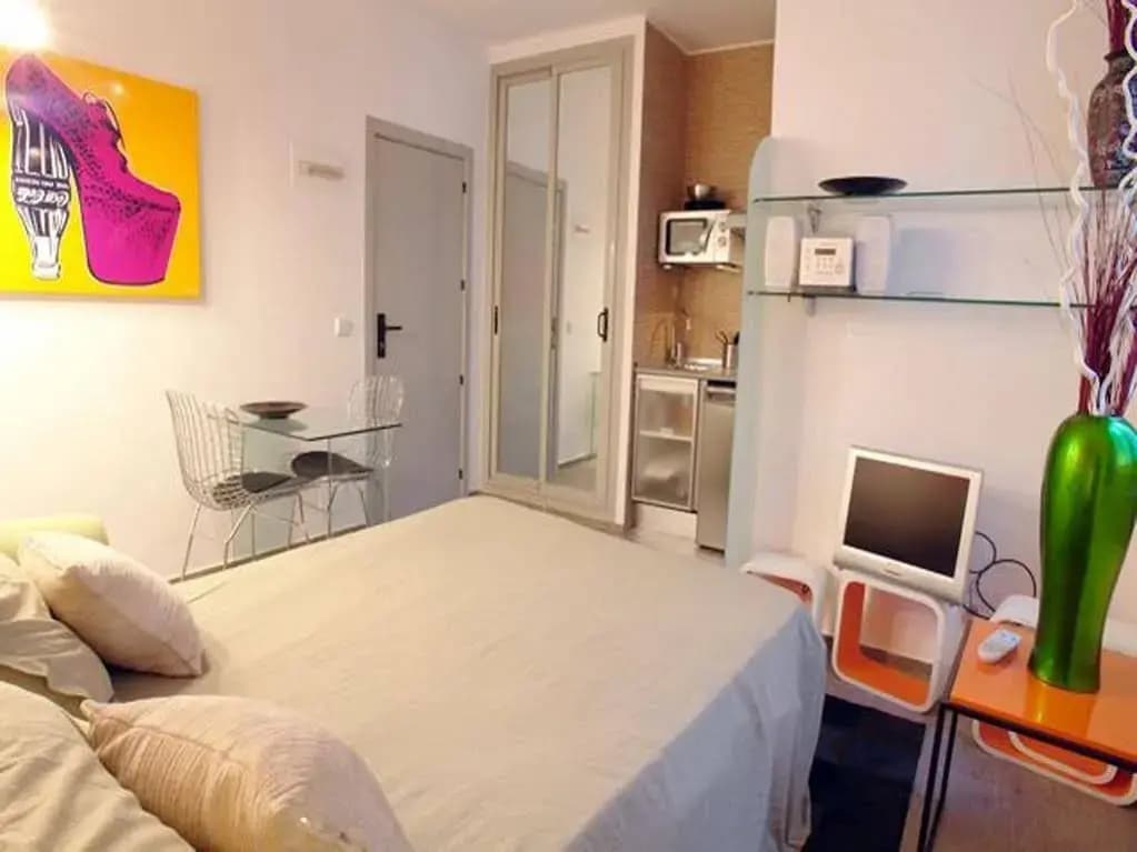 Friendly Rentals Santa Ana Boutique - photo 1