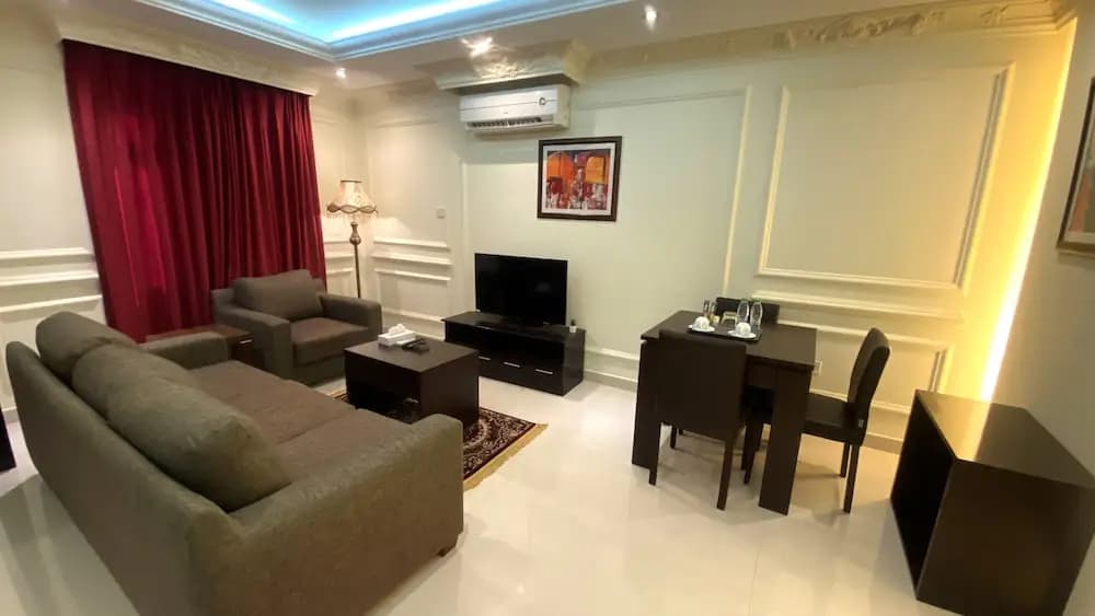 Majestic Hotel - photo 21