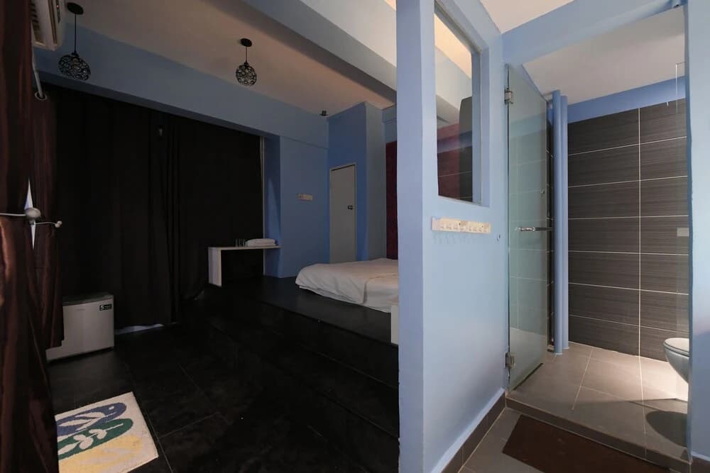 Bright Hotel - photo 4