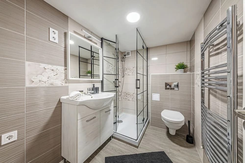 Casa Bella Apartments - photo 8