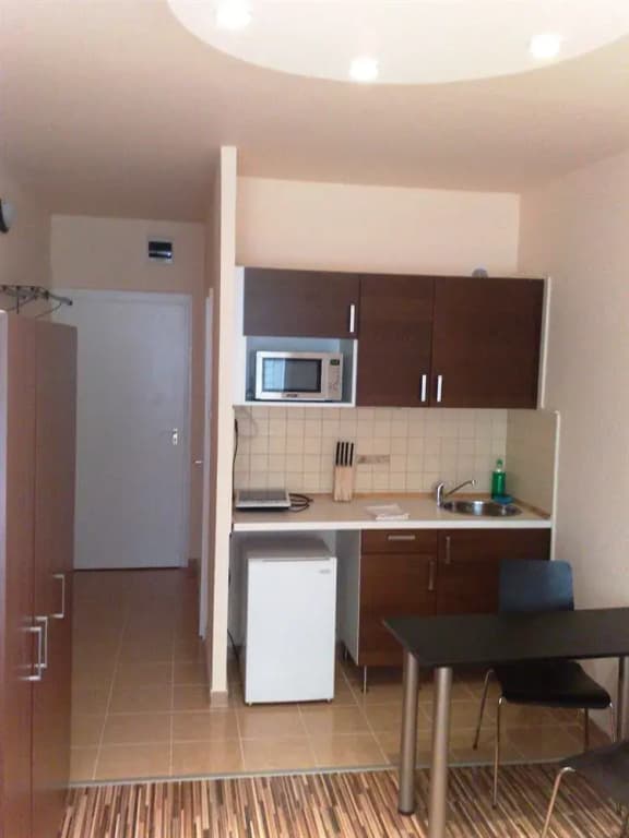 Young Center - photo 20