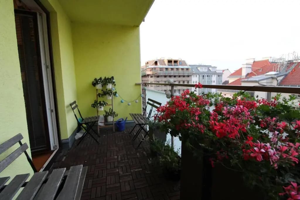 MODERN spacious, 2 BEDROOM, FREE PARKING - photo 10
