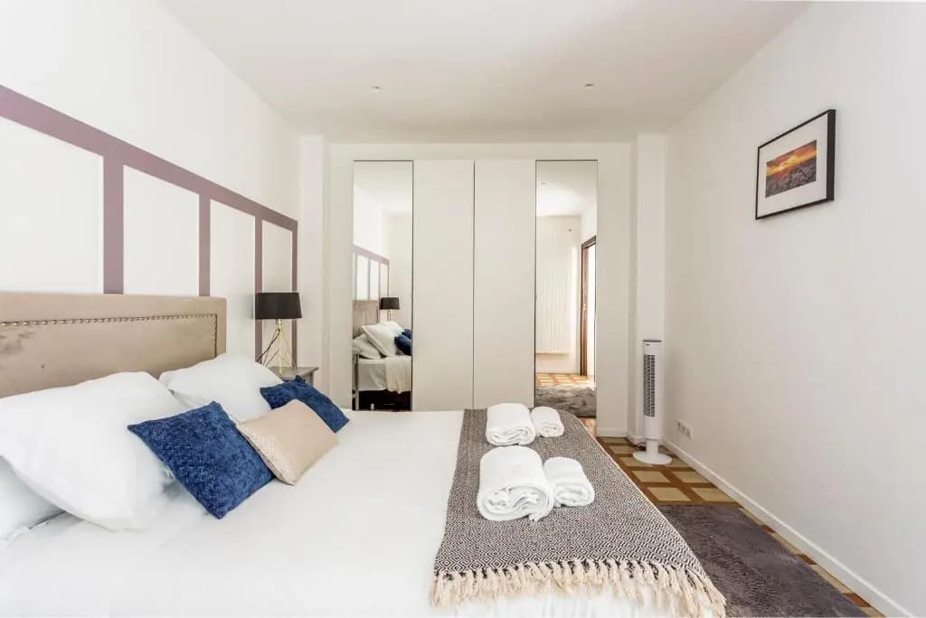 180 Suite Eden, Luxury Apt at Sacre Coeur - main photo