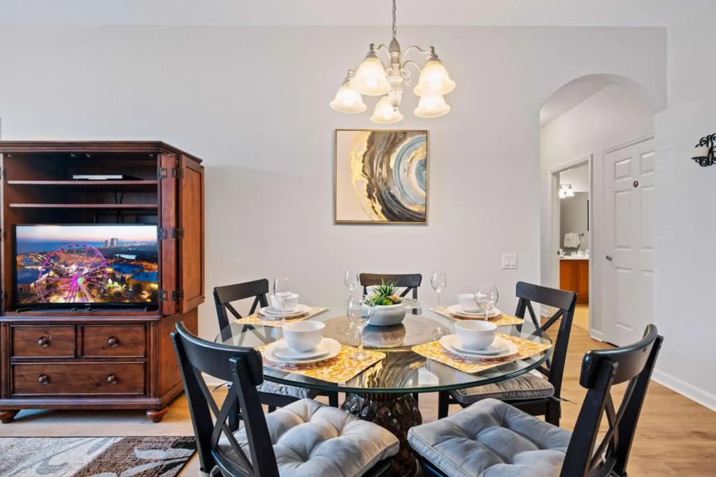 Renovated Condo by Convention Center & I-drive - photo 5