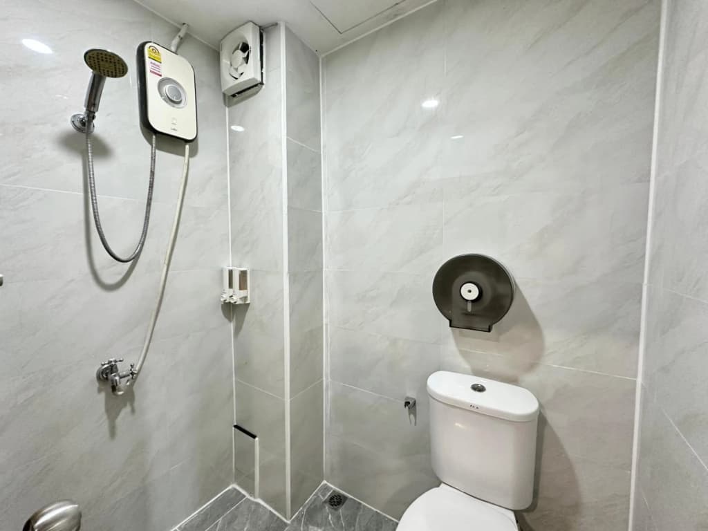 Longzhu Guesthouse - photo 35