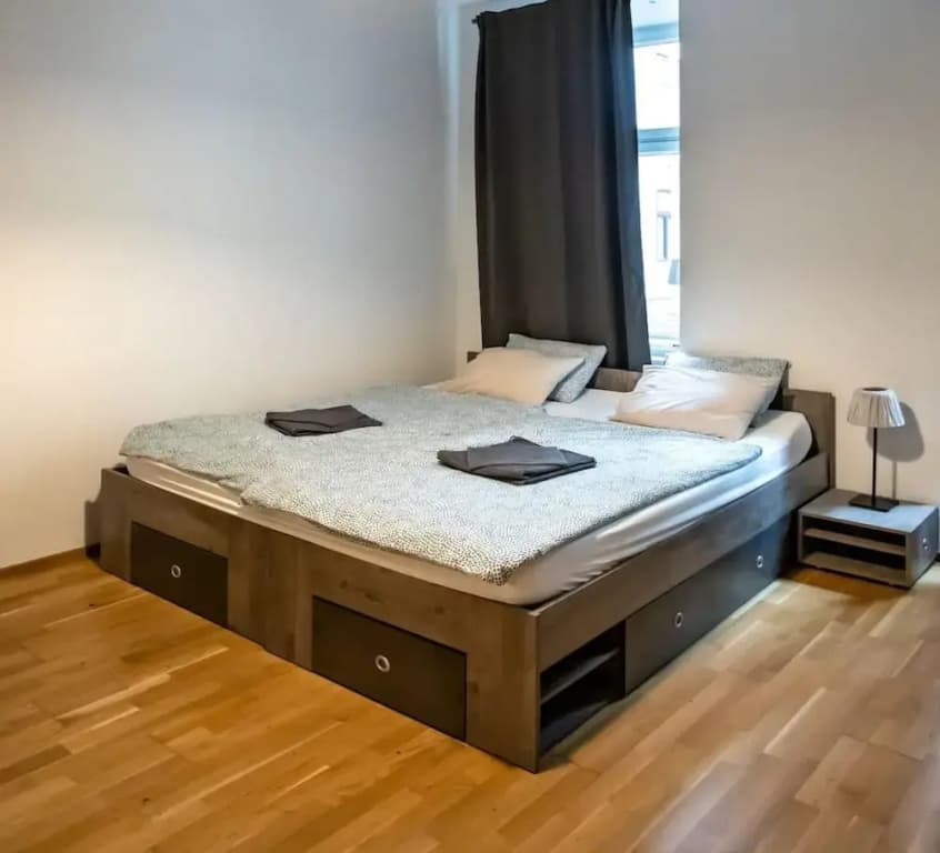 Cozy Designer 1BD Apartment in Heart of Vienna - photo 3