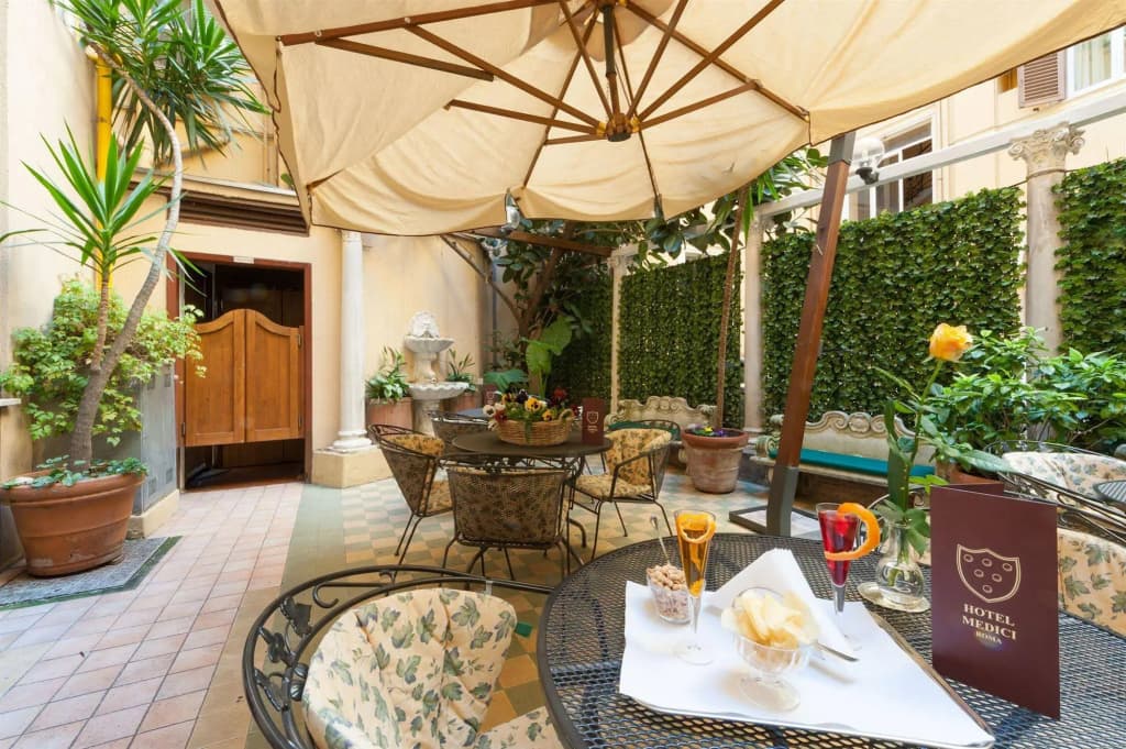 Hotel Medici - photo 11