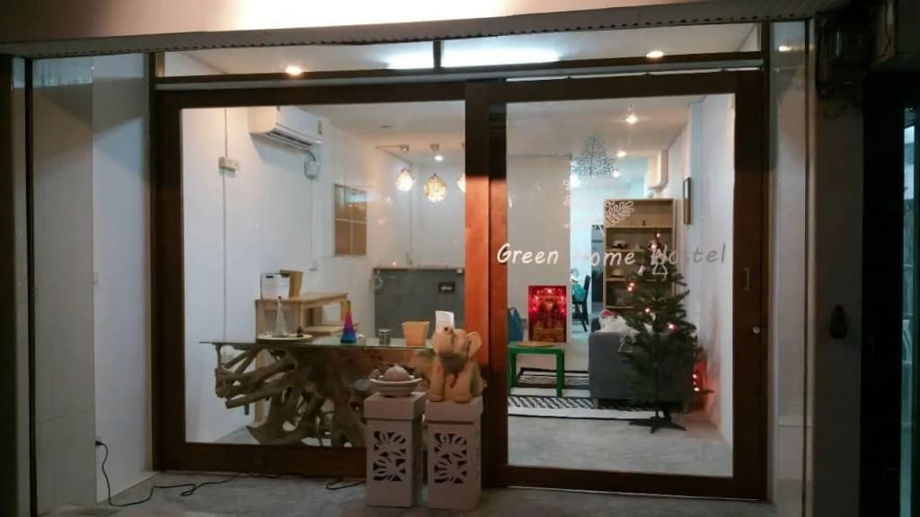 Green Home Hostel - photo 13
