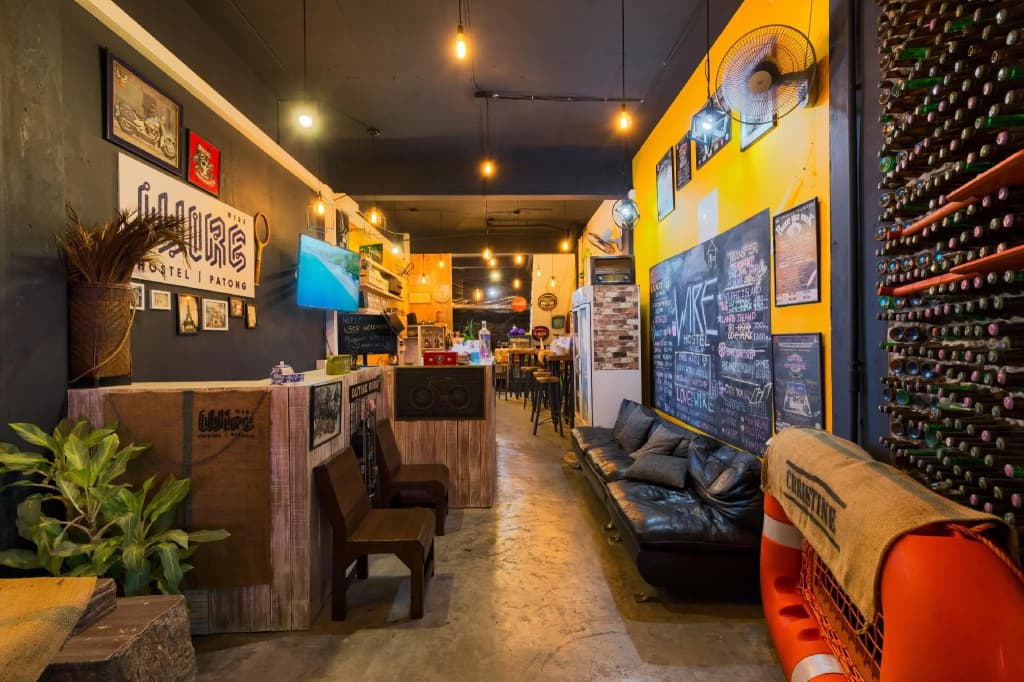 Wire Hostel Patong - photo 22