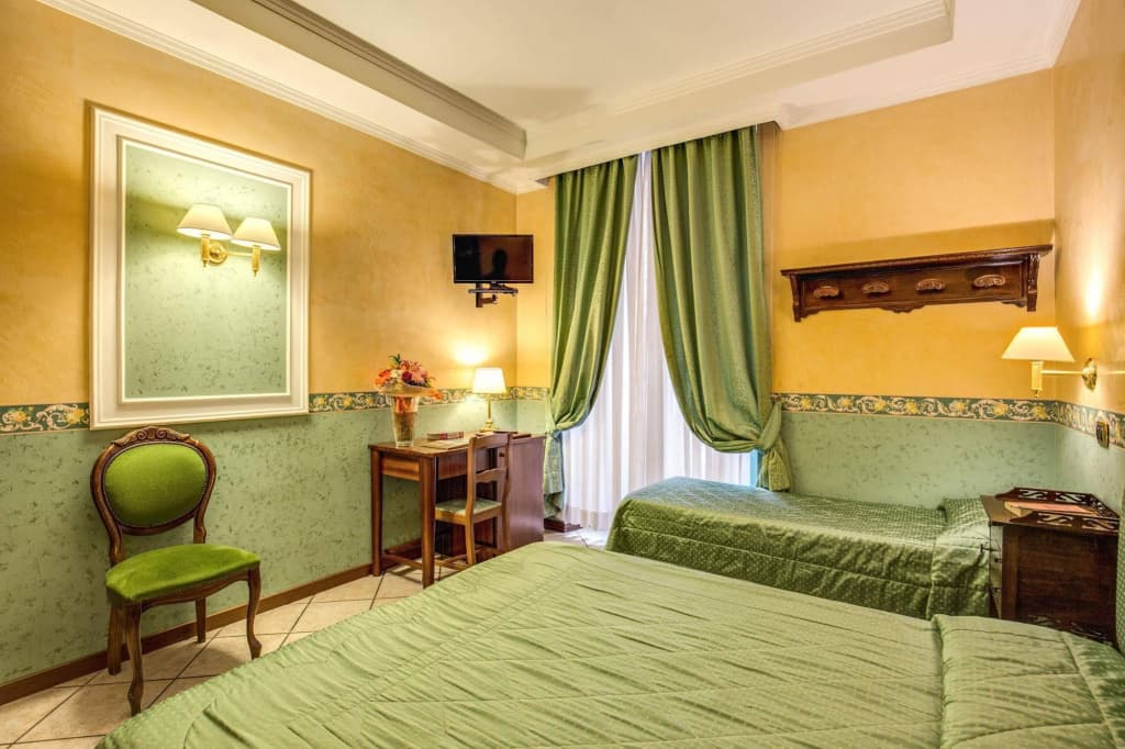Hotel Montreal - photo 4