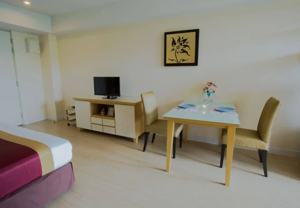 Sky Place Serviced Apartment - photo 7