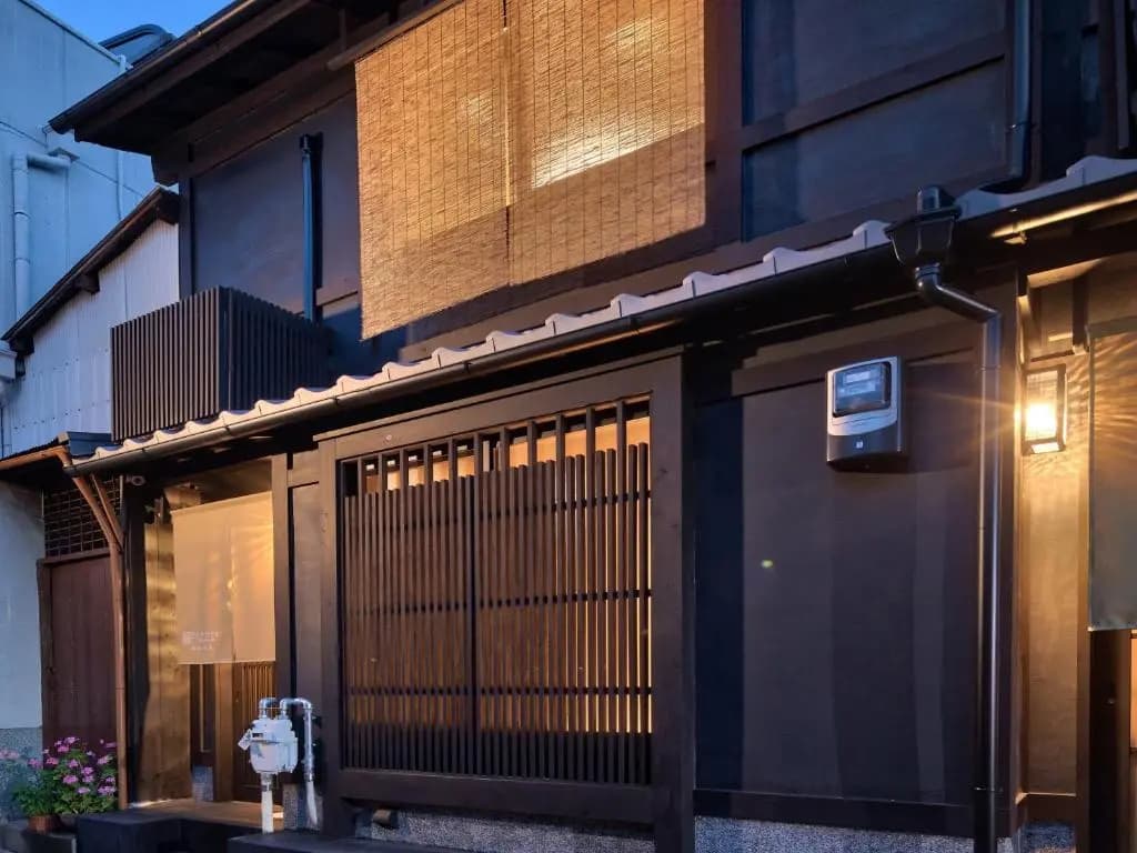 Tumugi HigashiyamaGojo - main photo