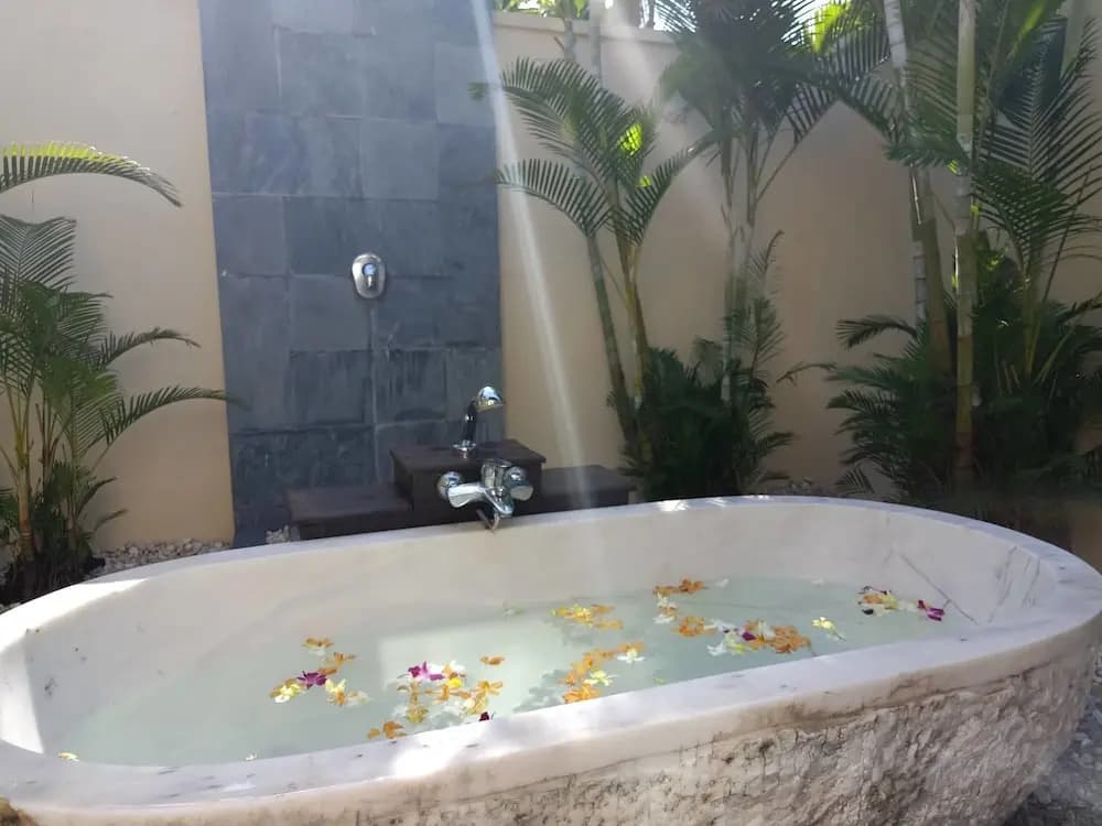 Villa Hoa Su Frangipani Village Resort - photo 8