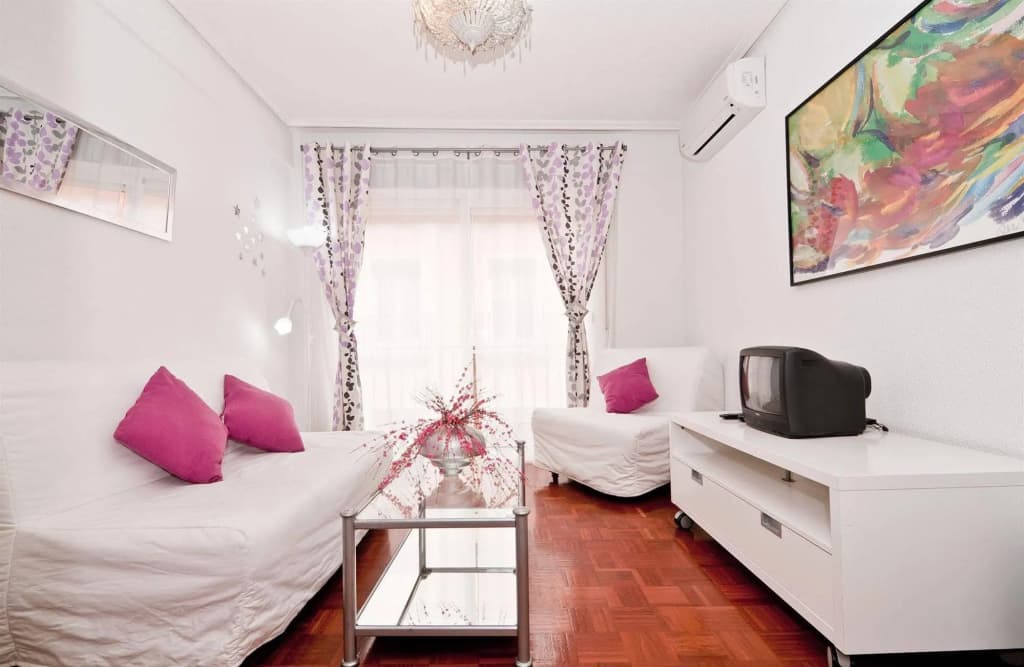 Apartamentos Aqui me Quedo - photo 2