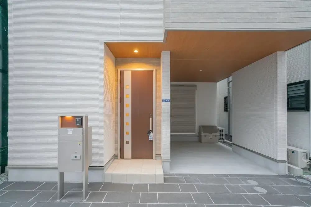 Travel Time - Senbon Naka - photo 11