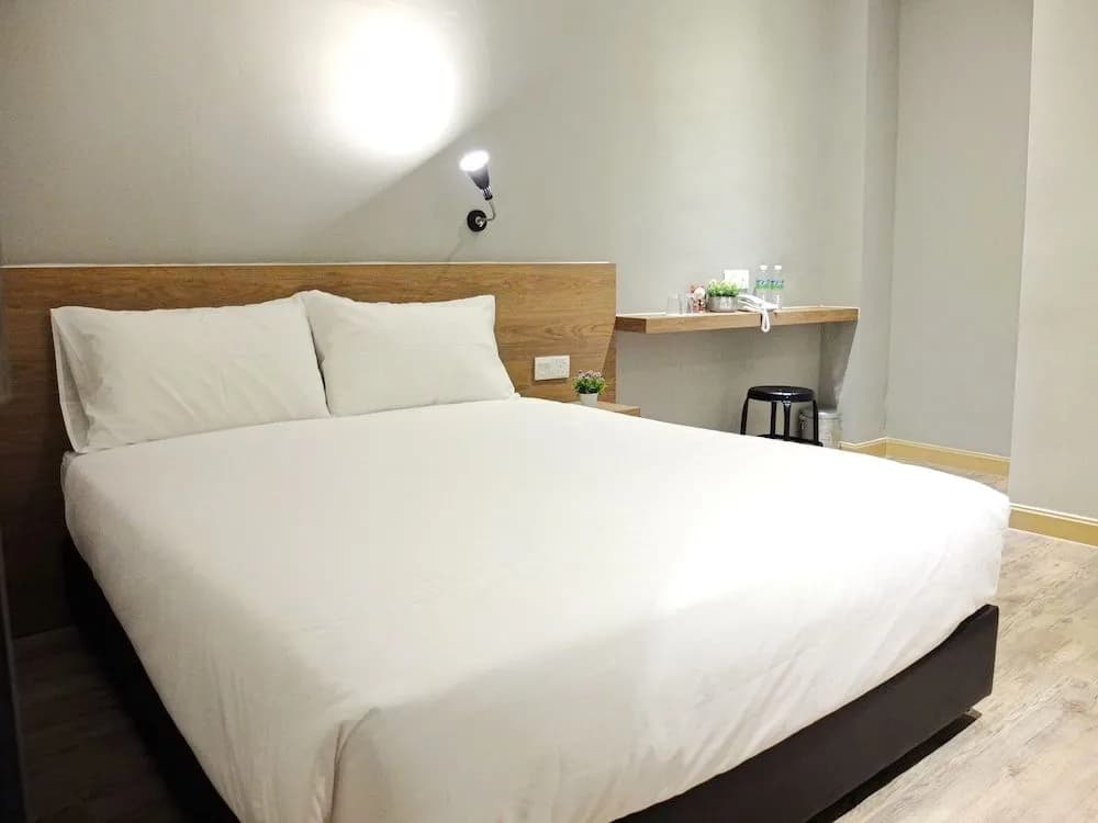Square Inn - photo 7