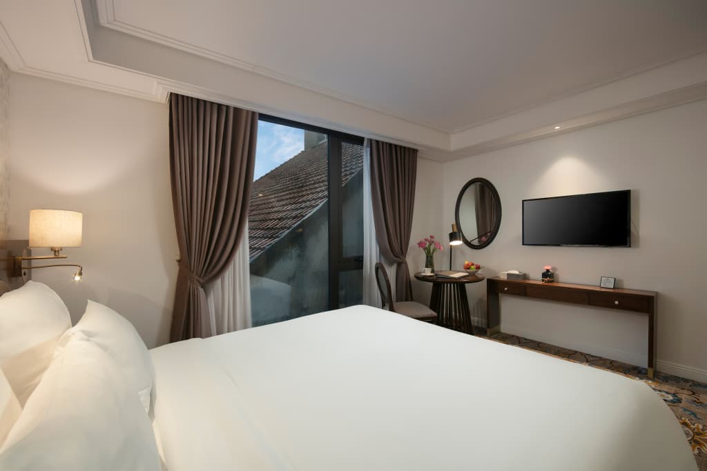 The Oriental Jade Hotel - photo 3
