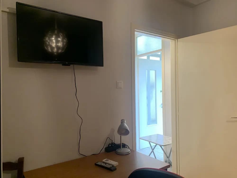 Stay central Athenian flat - photo 3