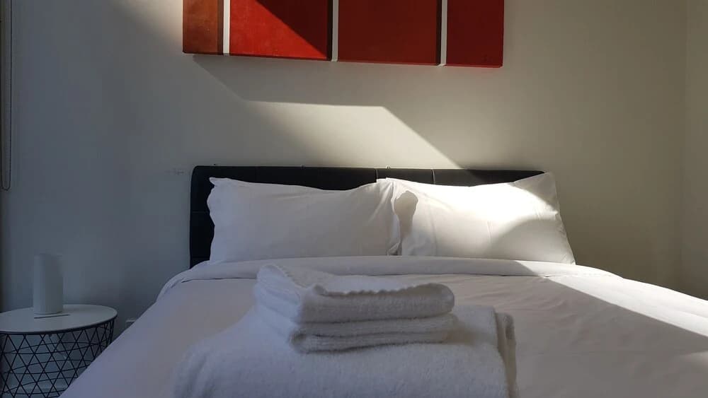 Docklands Style Apartment with 2 Bedroom 1008N - photo 3