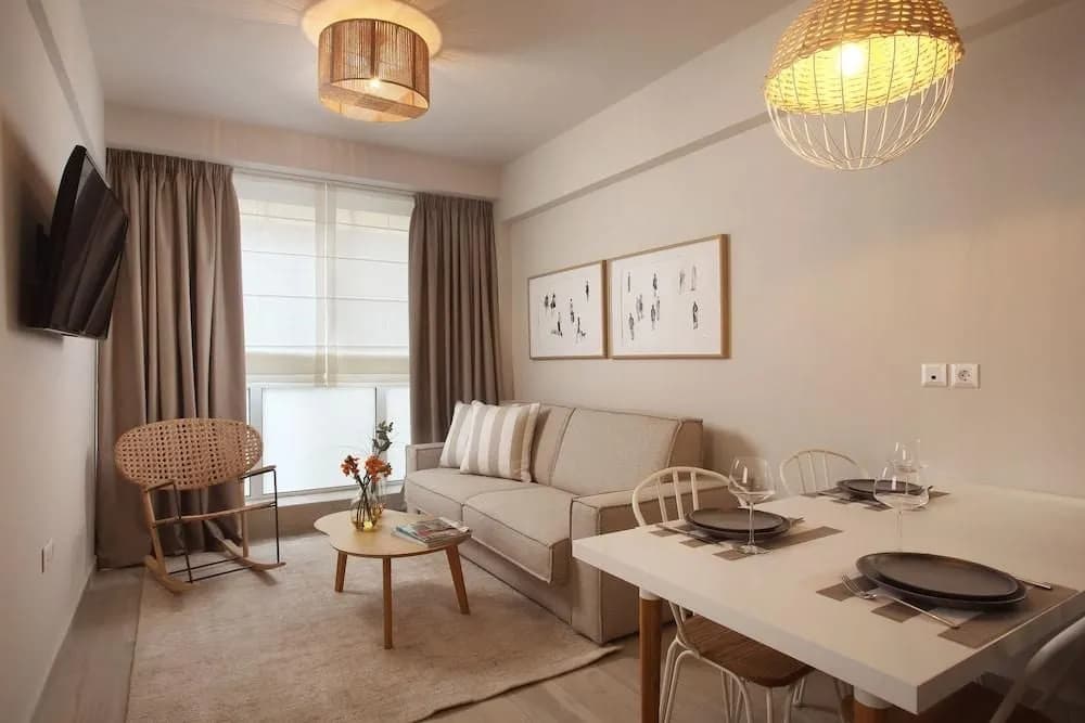 Love Luxury Central Apartment - photo 3