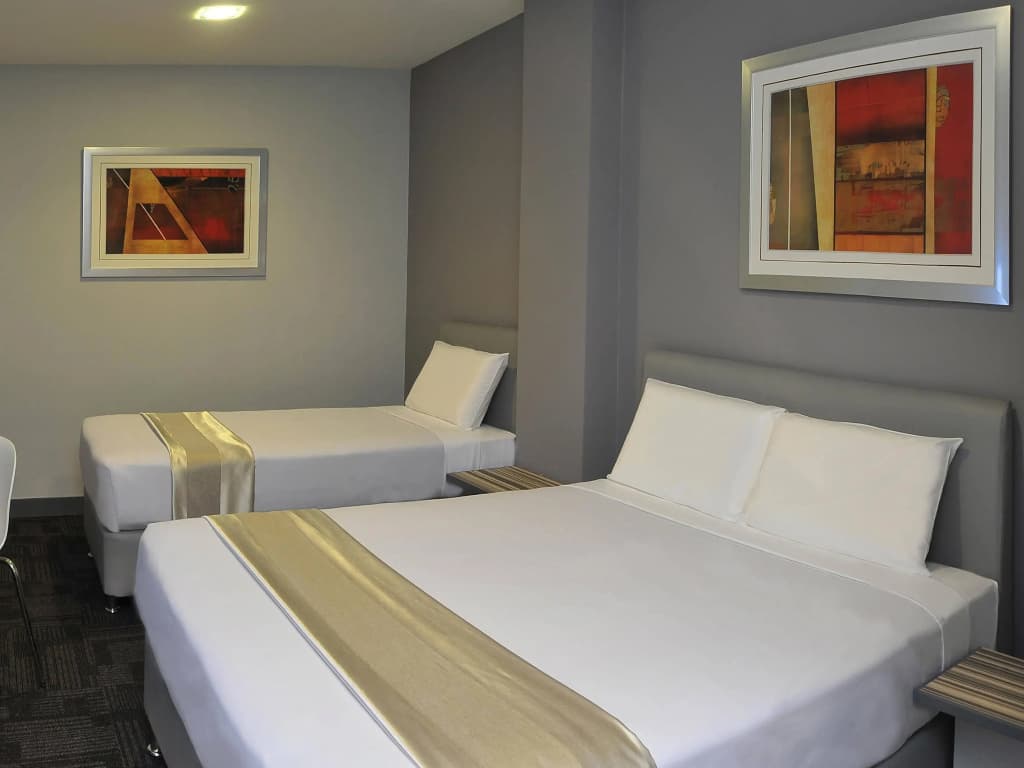 Swing and Pillows — KL Sg Besi Hotel - photo 3