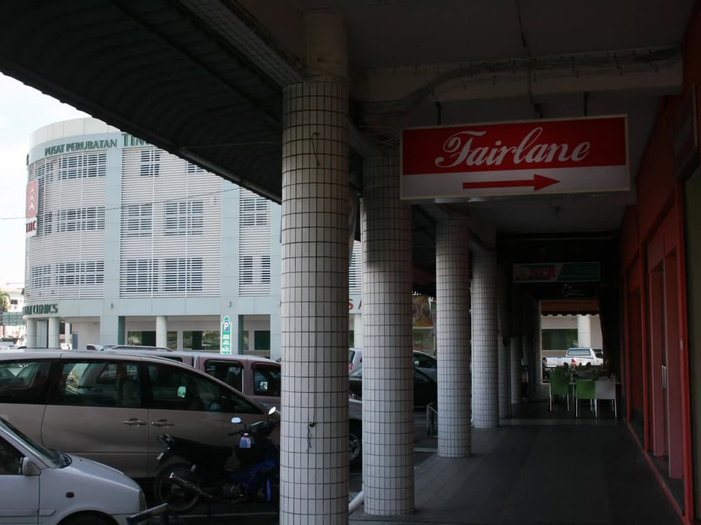 Fairlane Inn - photo 1