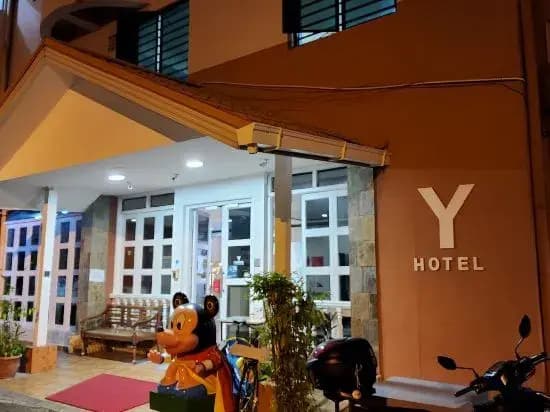 Y Hotel - photo 13