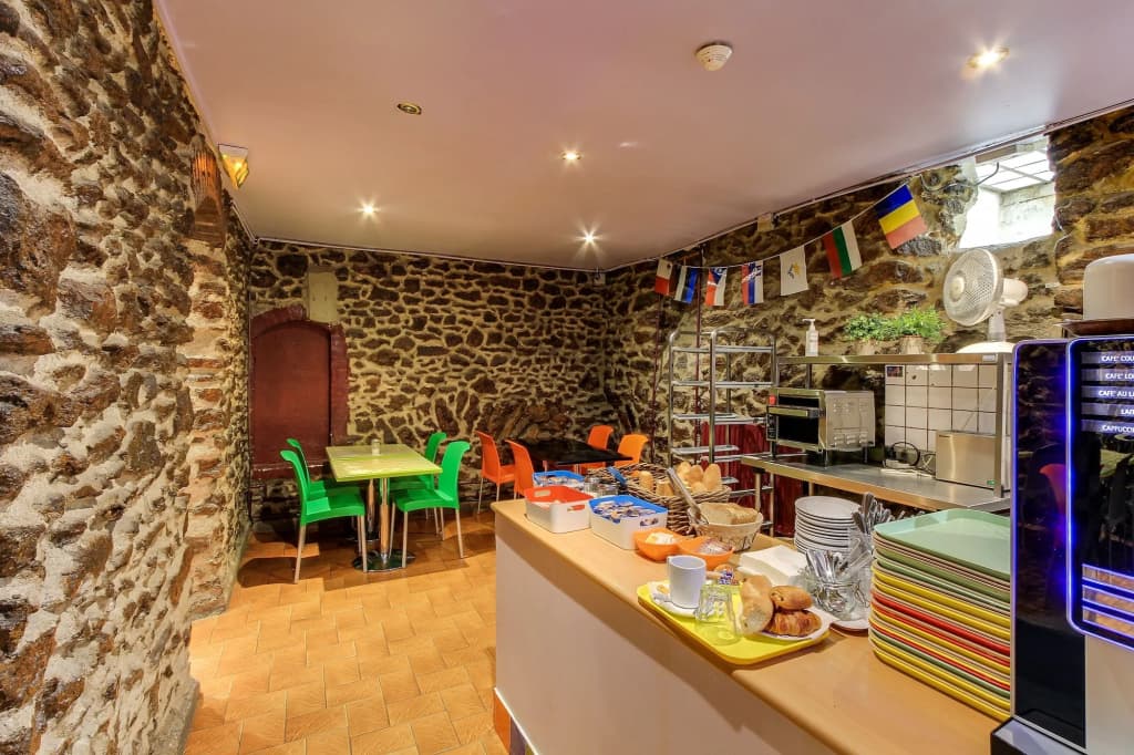 Le Montclair Montmartre by River Hostel - photo 27