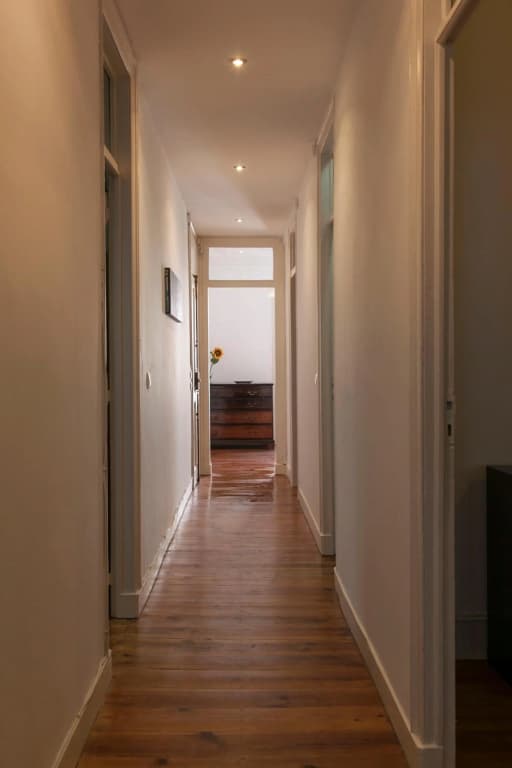 Lisbon Apartment - photo 5